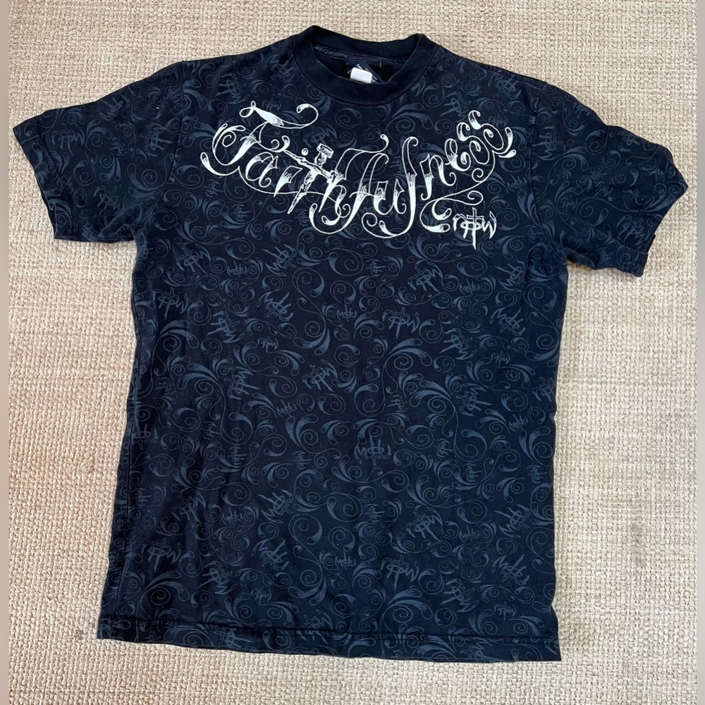 Not Of This World Y2K Vintage Faithfulnesd Graphic T-Shirt Size Medium